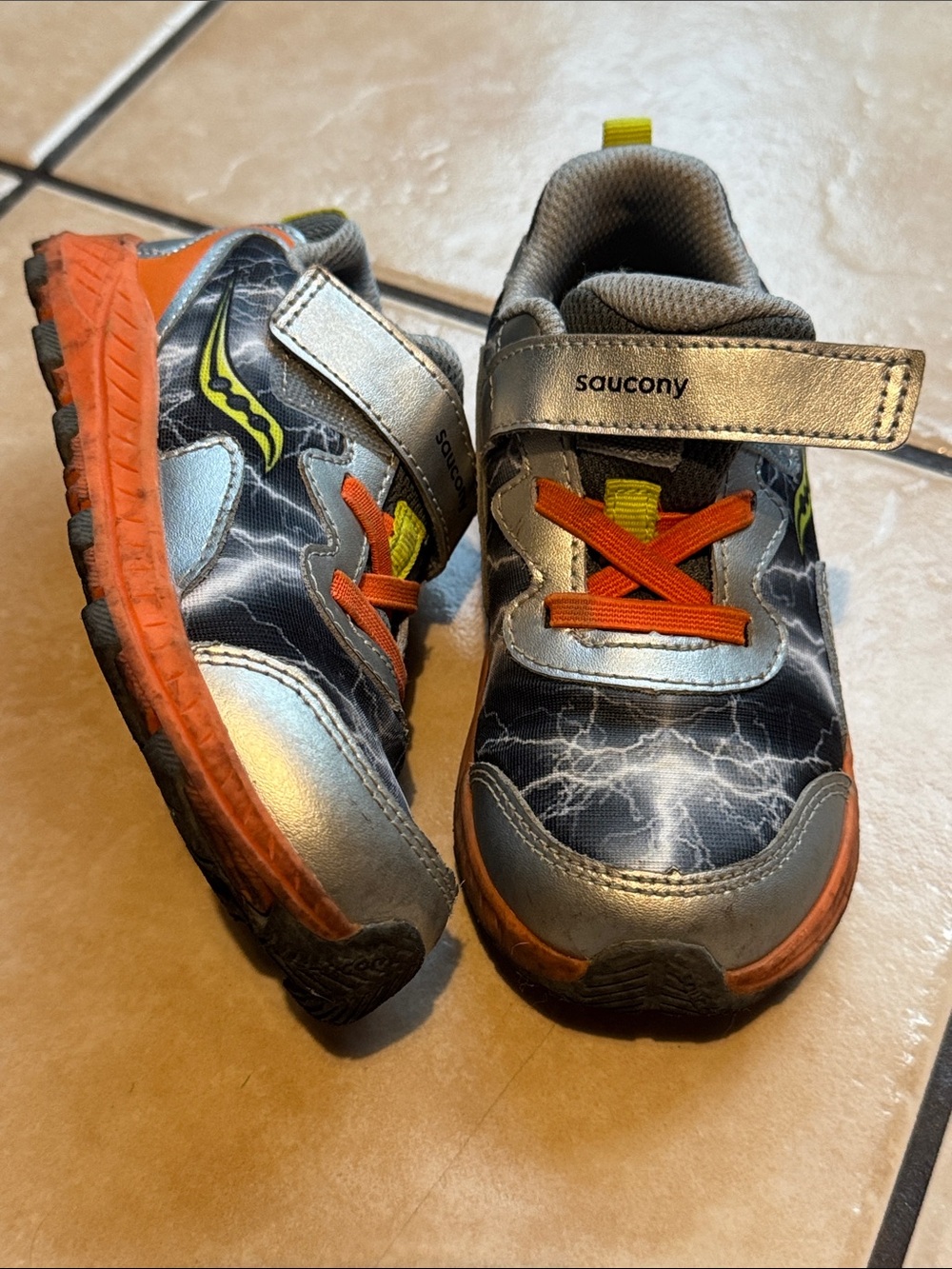 Saucony® Kids Flash A/C 3.0 Little Kids 10